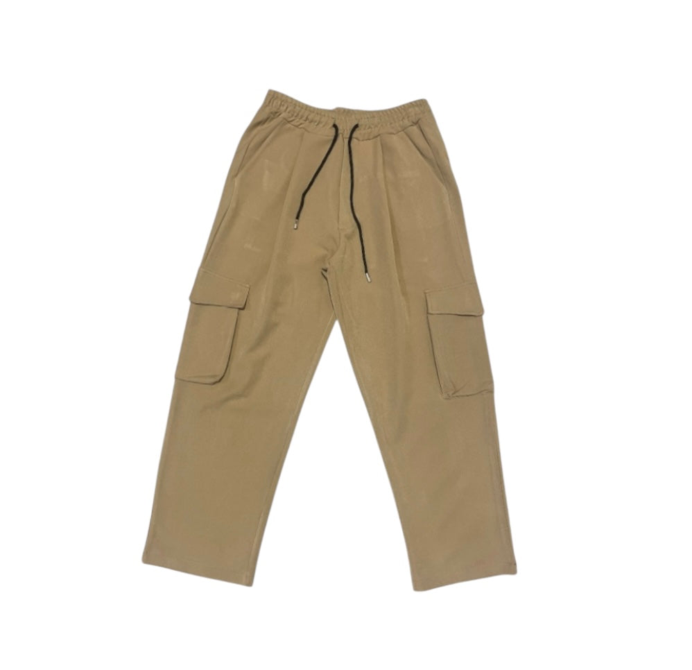 JEANS CON ELASTICO IN VITA