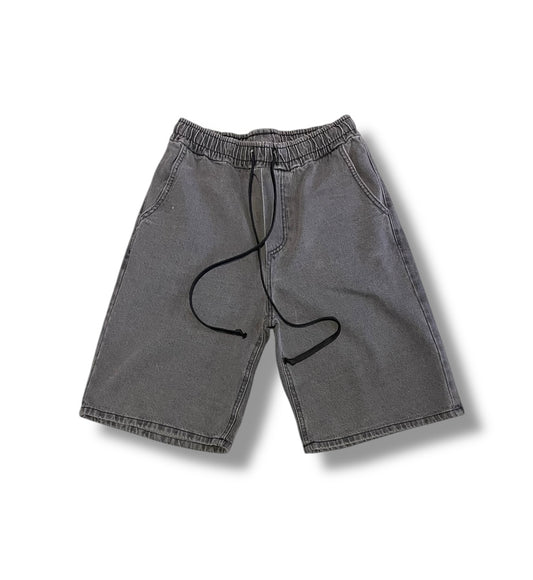 BERMUDA CON ELASTICO IN VITA